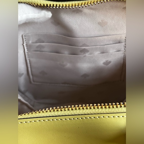 Excellent Condition Kate Spade New York Women's♠️ Honeycrisp Apple Crossbody Bag - Picture 11 of 12
